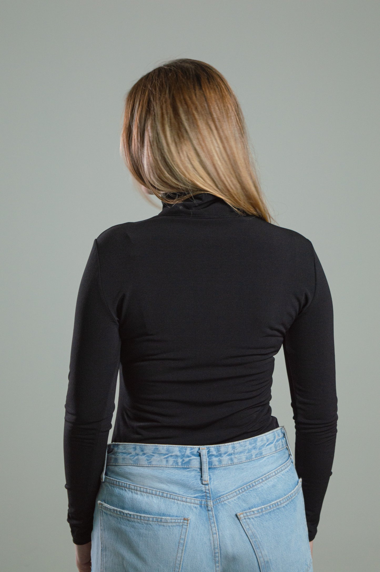 Quarter Zip Black Top